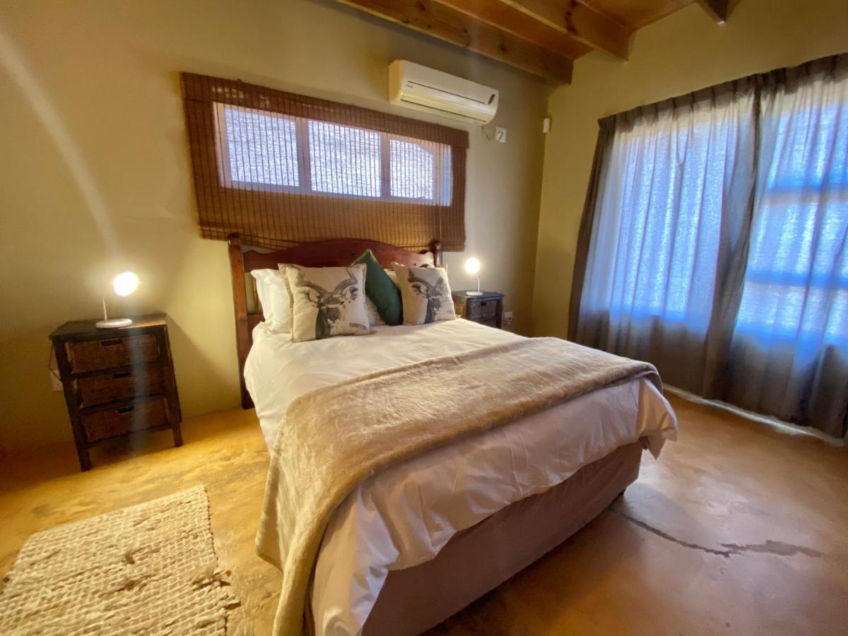 Parkview Safari Lodge Colchester Bagian luar foto