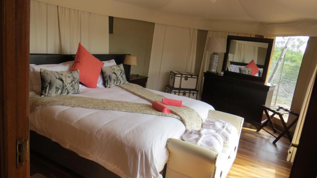 Parkview Safari Lodge Colchester Bagian luar foto